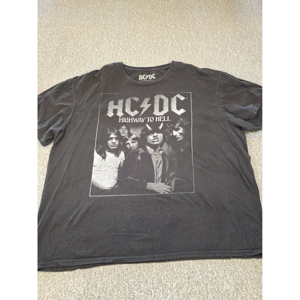 AC/DC Highway To Hell Shirt Mens 2XL Black Graphic Rock Band Tee Faded